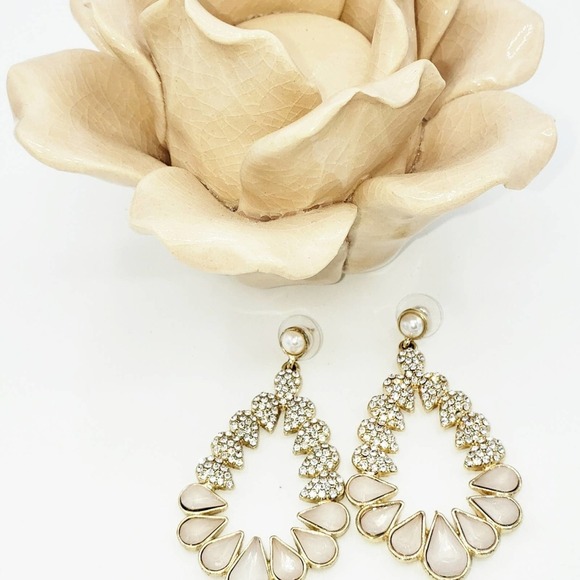 Pink Pearl & Bling Oval Earrings / Pierced - Picture 3 of 6